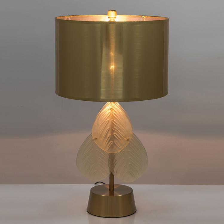 Leaf Crystal Table Lamp