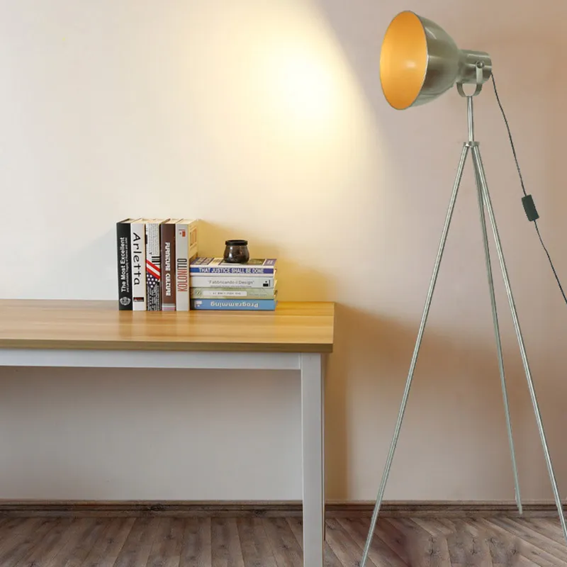 Retro Swinging Tripod Floor Light