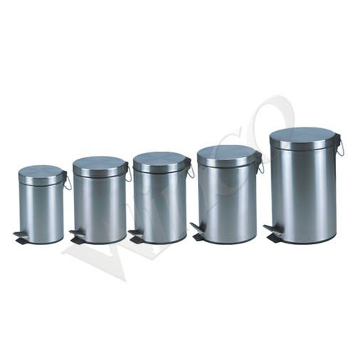 Features of Stainless Steel Trash Can