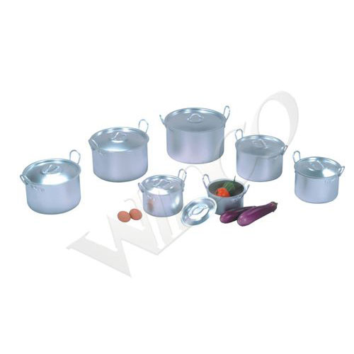 What is the main application of ALUMINUM COOKWARE SET?