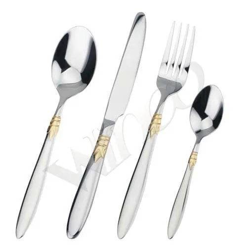 W611 Flatware Set