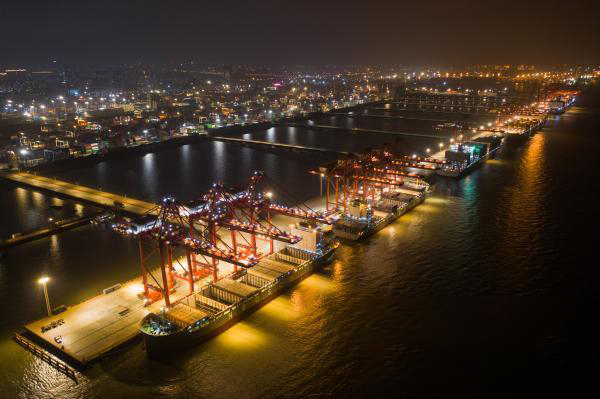 Il porto di Ningbo Zhoushan ha aggiunto un molo verde 