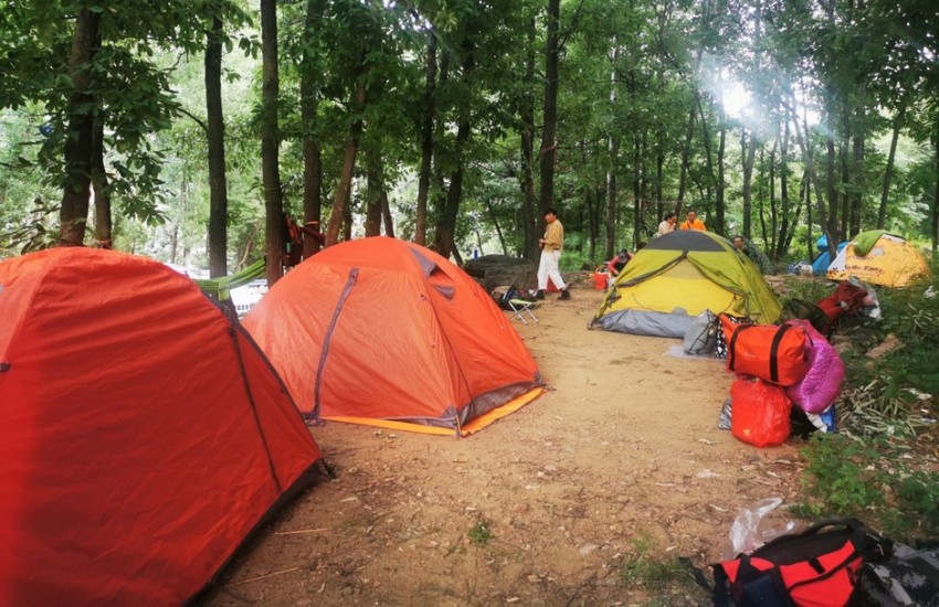 Совети како да го направите кампувањето во шатори поудобно