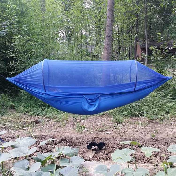 Camping riippumatto pop-up-hyttysverkolla