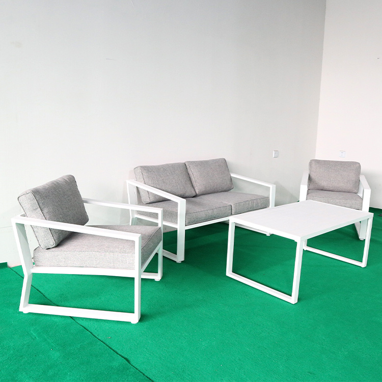 YM Modern Leisure Garden Patio Furniture 4 - Person Alumiini Istuinryhmä tyynyillä