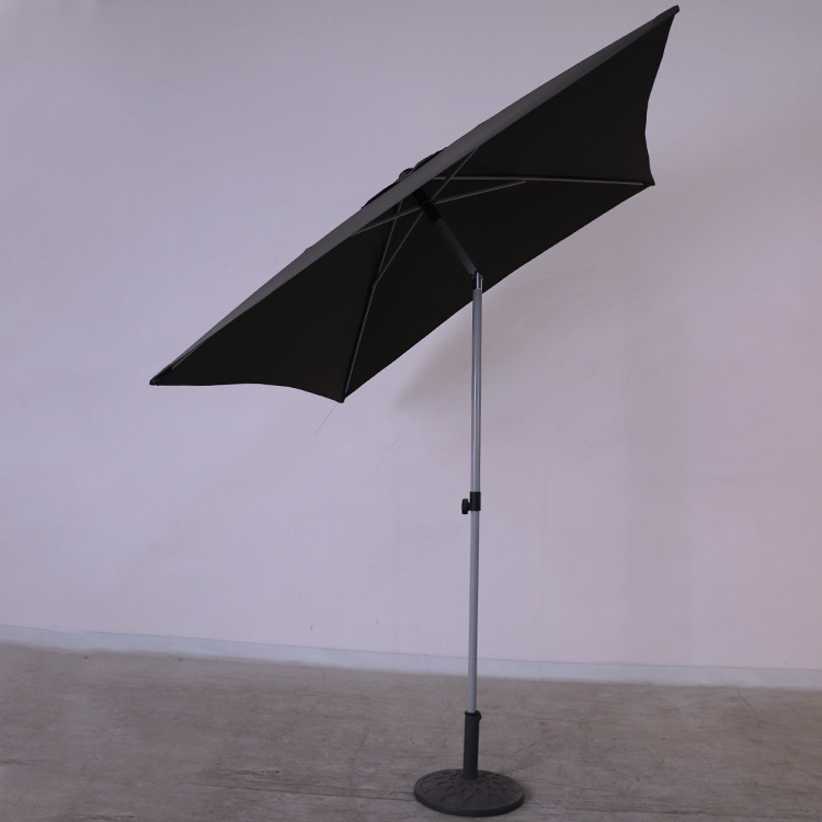 6.5' x 6.5' Patio Market Umbrella