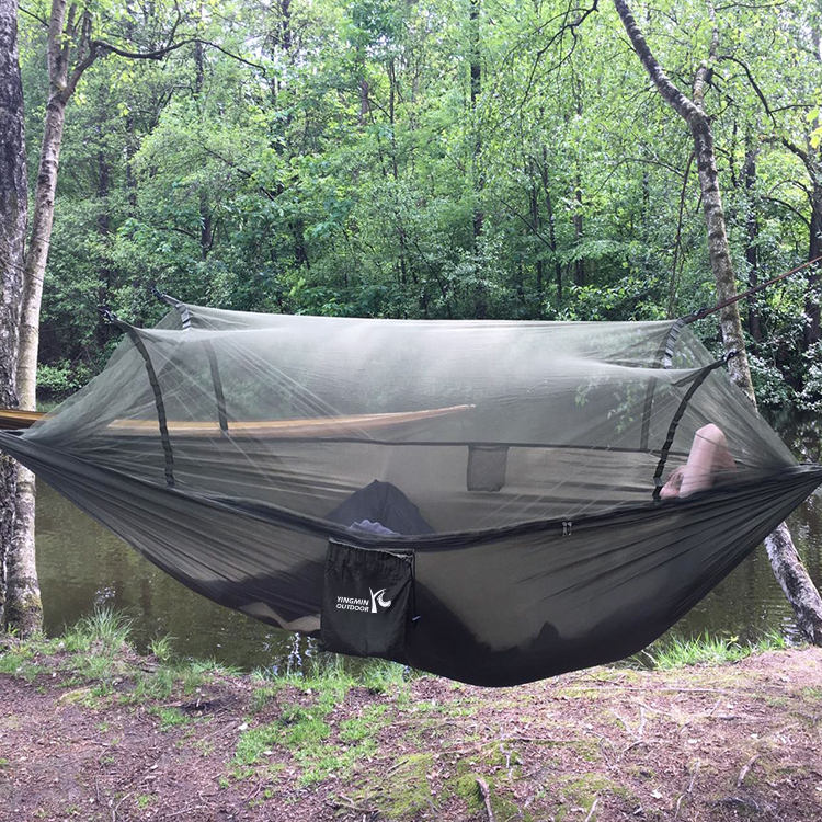 Hamaca para acampar al aire libre con mosquitera