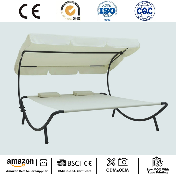 Patio Lounge Bed con dosel
