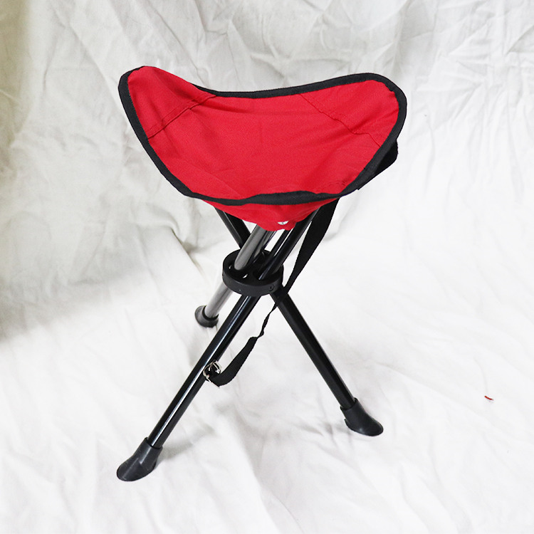 كرسي محمول قابل للطي للتخييم ثلاثي القوائم