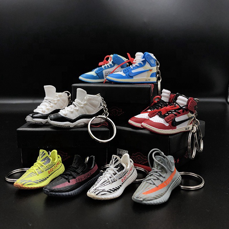 SmallOrders G020945 Wholesale 3D Shoes Sneaker Keychain - 0 
