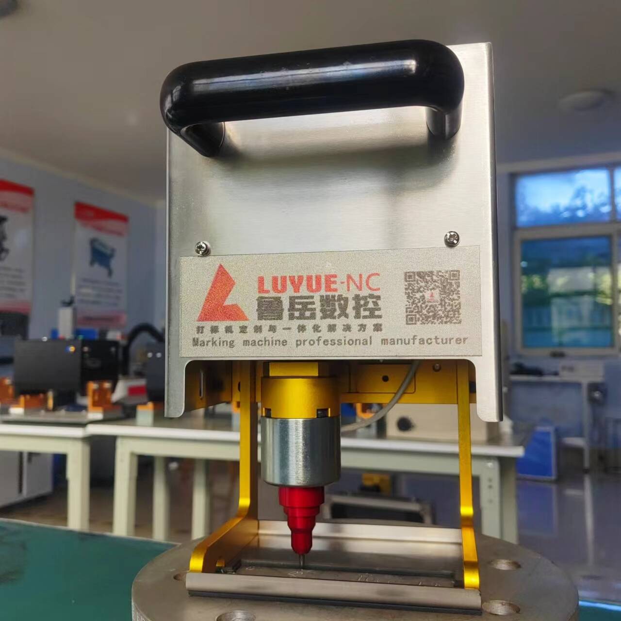 High Quality Electric handhled dot peen marking machine for metal hard plastic