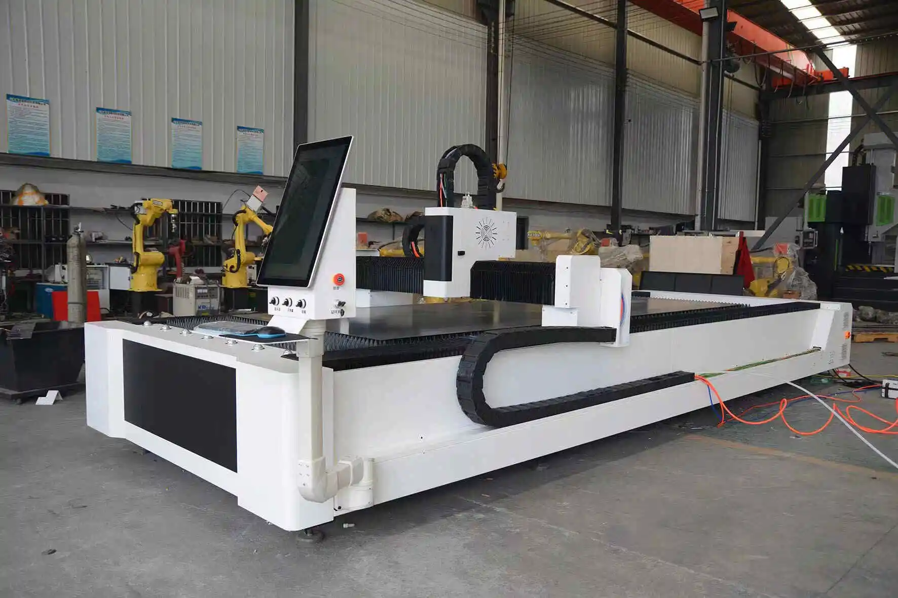 Pabrik Langsung Sale 1530 Serat Laser Cutting Machine kanggo Metal Non-Metal