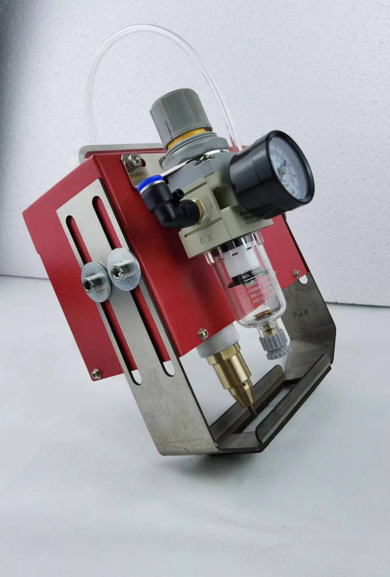 Pneumatický ručný stroj na gravírovanie kovov pre hardvérové ​​nástroje kovových motorov