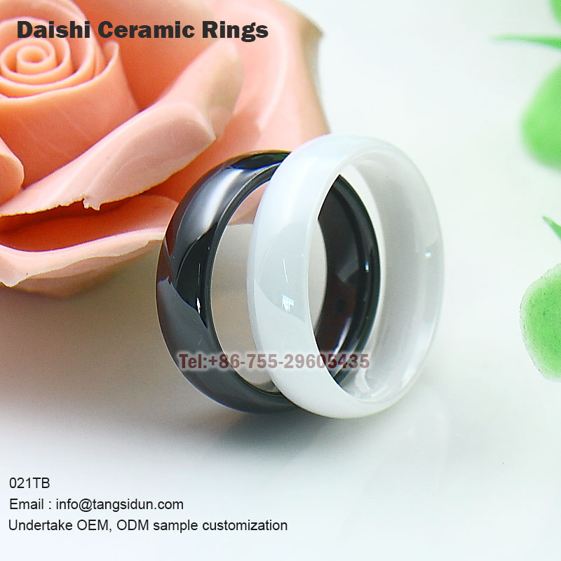 Black and white ceramic ring for wedding band