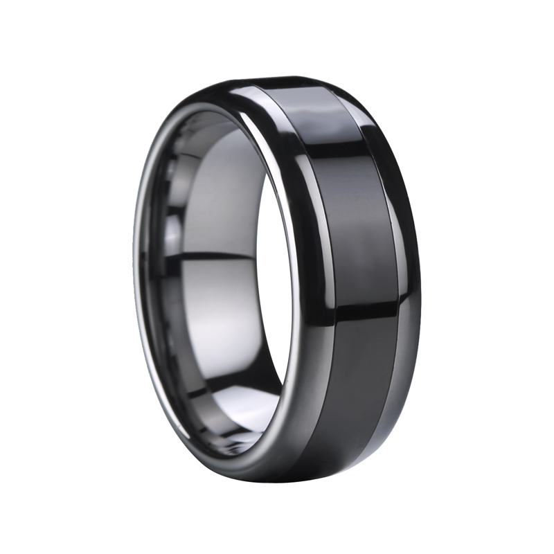 Nocturne Black Center Tungsten Carbide Ring med polerade rundade kanter