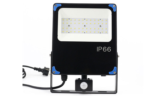 Why are LED floodlights more and more popular for outdoor lighting?