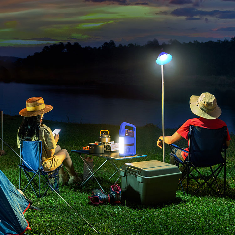 Multifunctional Solar Camping Lights