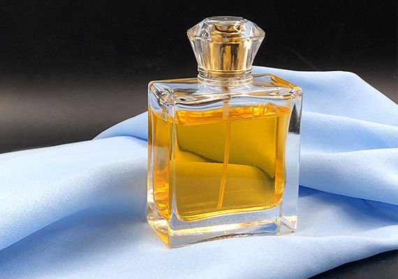 Várias vantagens dos frascos de vidro de perfume.