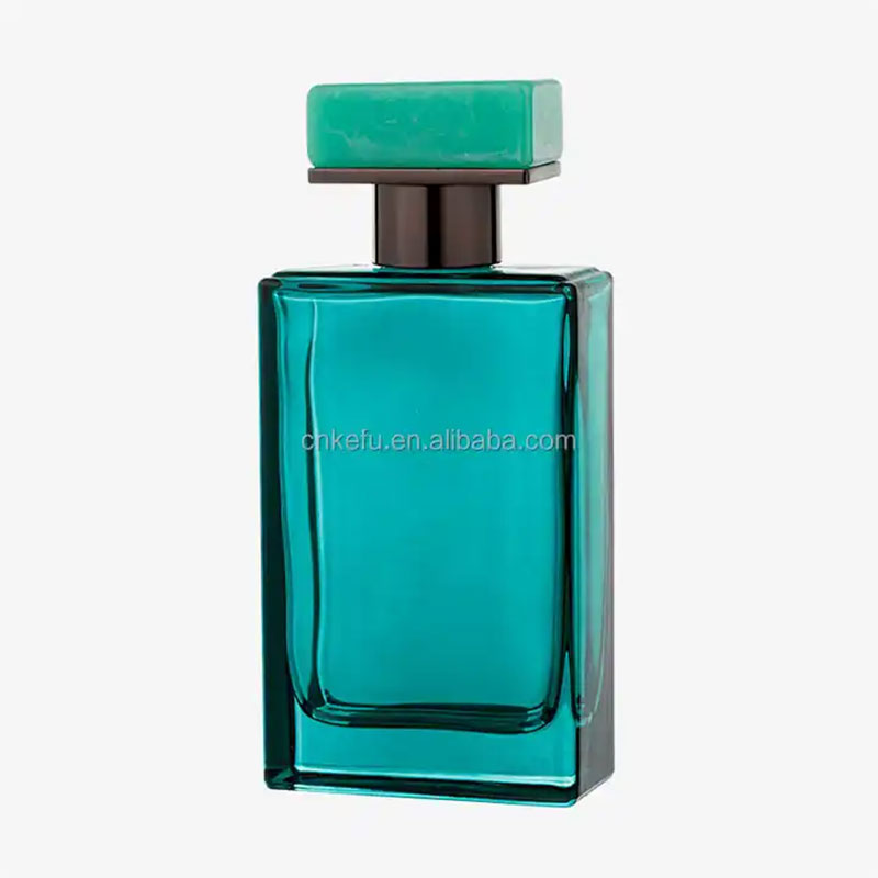 Négyzet alakú parfümös üveg - 4