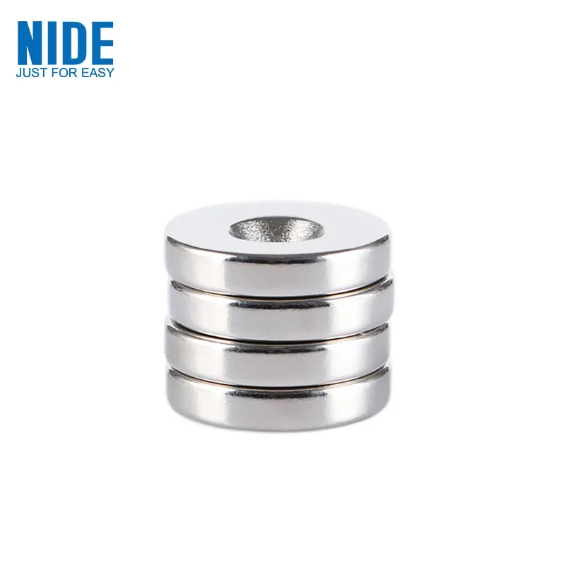 Round Wamphamvu Permanent Sintered NdFeB Magnet