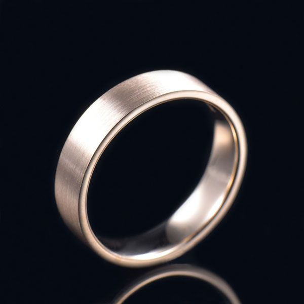 14K aukso šlifuotas vestuvinis vyriškas žiedas