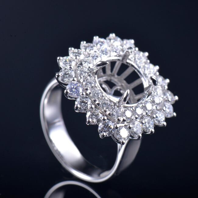 Individualizuoto apvalaus 10 mm žiedo natūralaus deimantinio pusiau tvirtinimo detalė