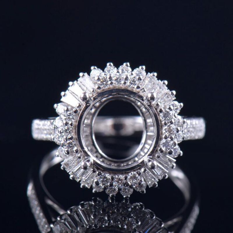 Art Deco Round Cut Sparkly Ring Setting