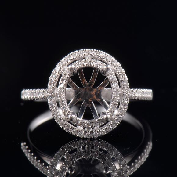 Elegant Quality Engagement Ring Semi-Set