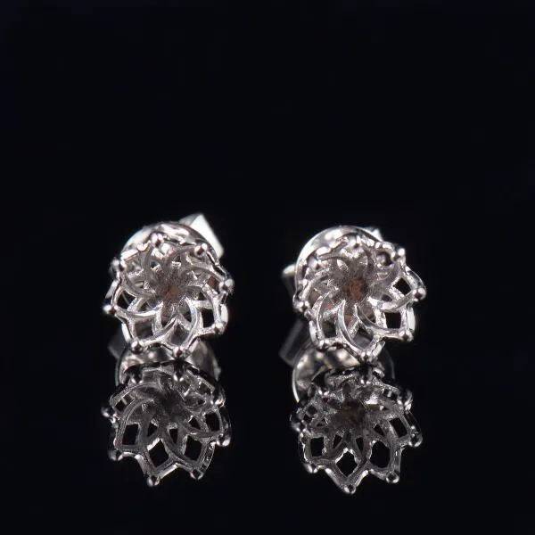 Hollow Floral Design Earrings Semi-Set