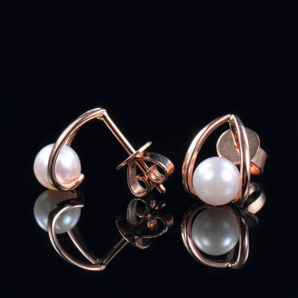 Nádúrtha Akoya Pearl Earrings mBan Graí - 1 