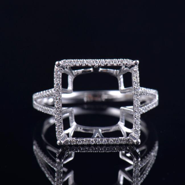 Split Shank Princess Cut Ring Semi-Set