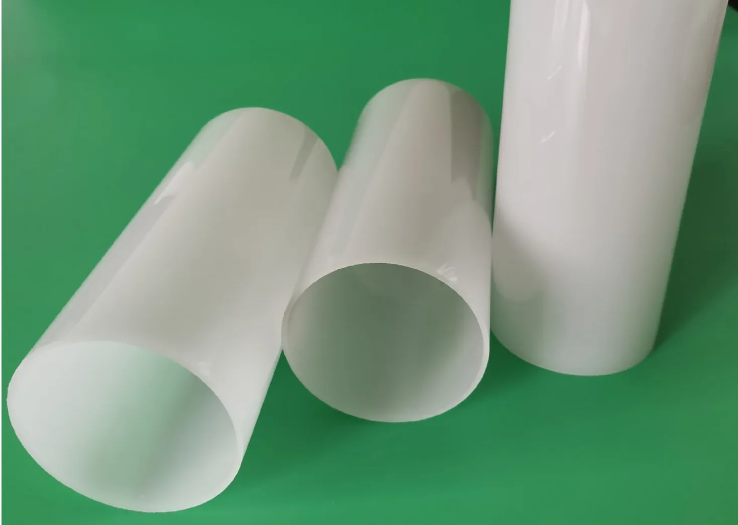 Isa sa mga dahilan para sa pagkupas ng polycarbonate tube