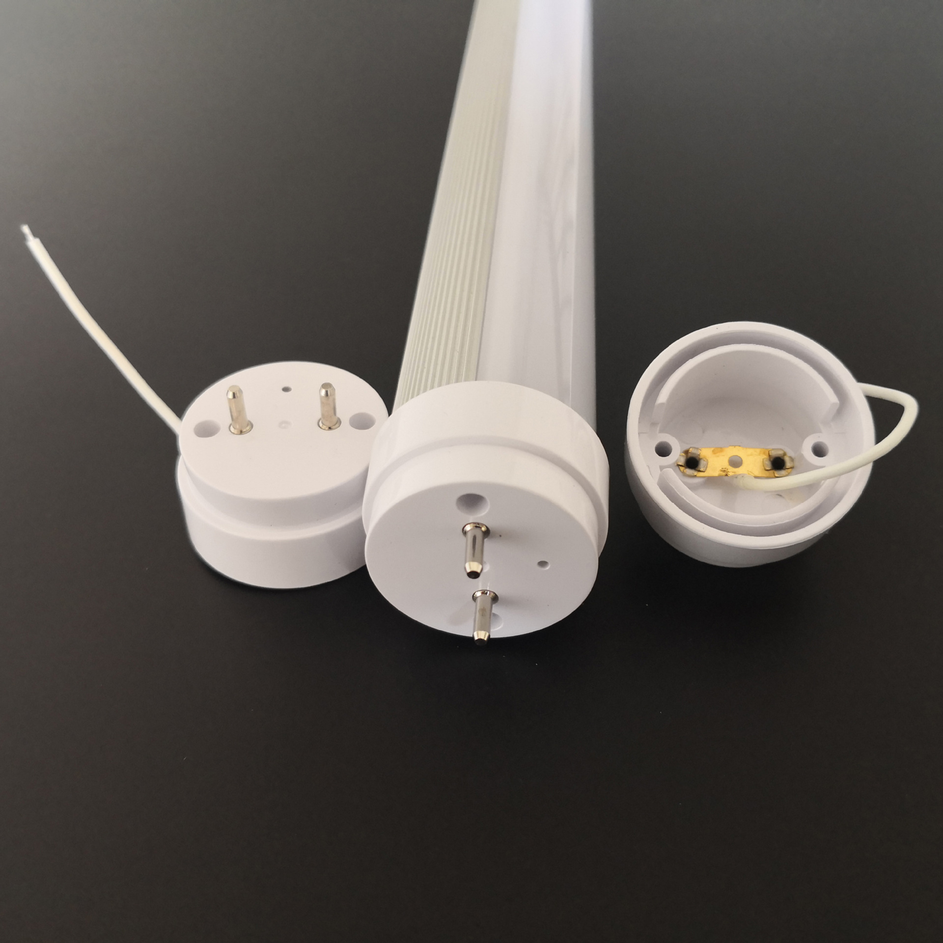 LED 튜브 하우징 원자재의 모양 및 방화 요구 사항
