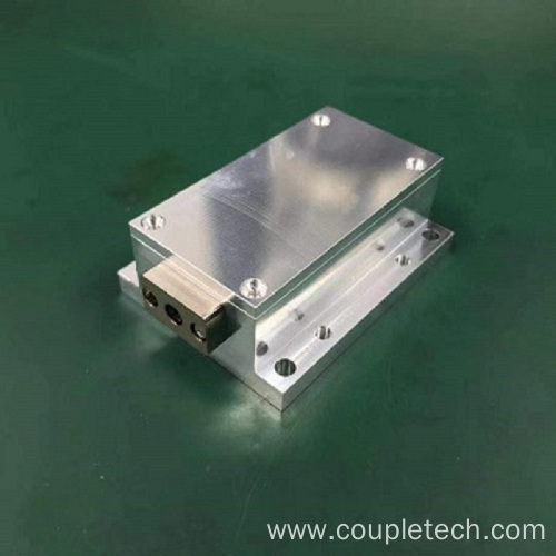 Impulsowy laser półprzewodnikowy z pompą diodową o mocy 2-4 W
