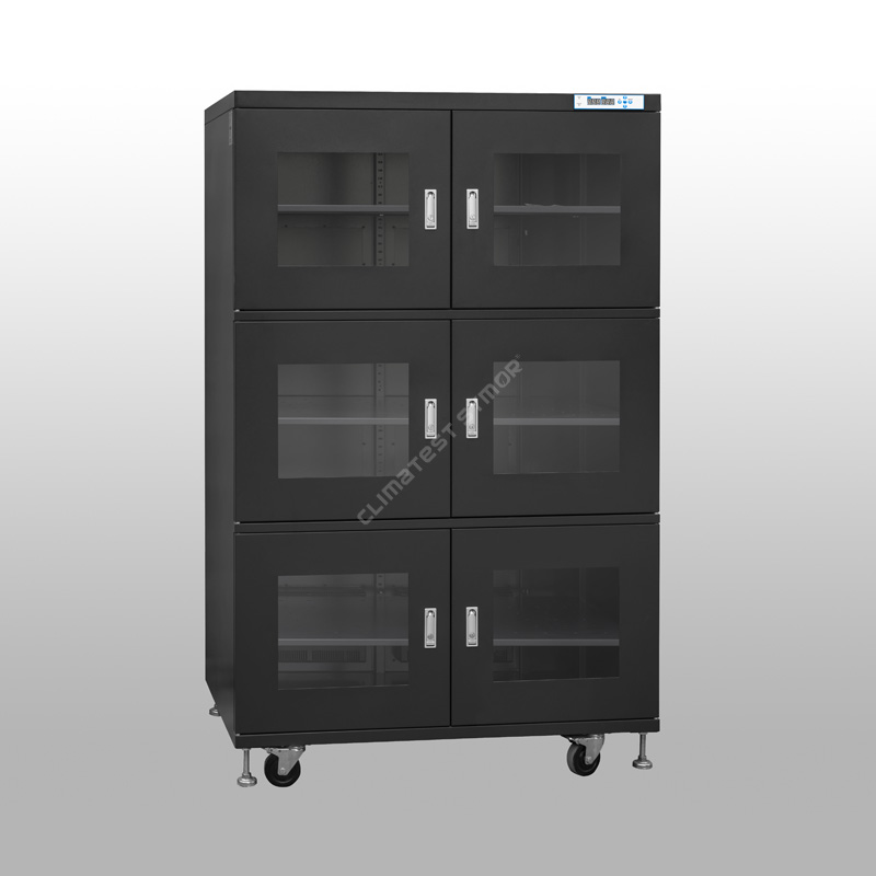 Dry Cabinet for Integrated Chips