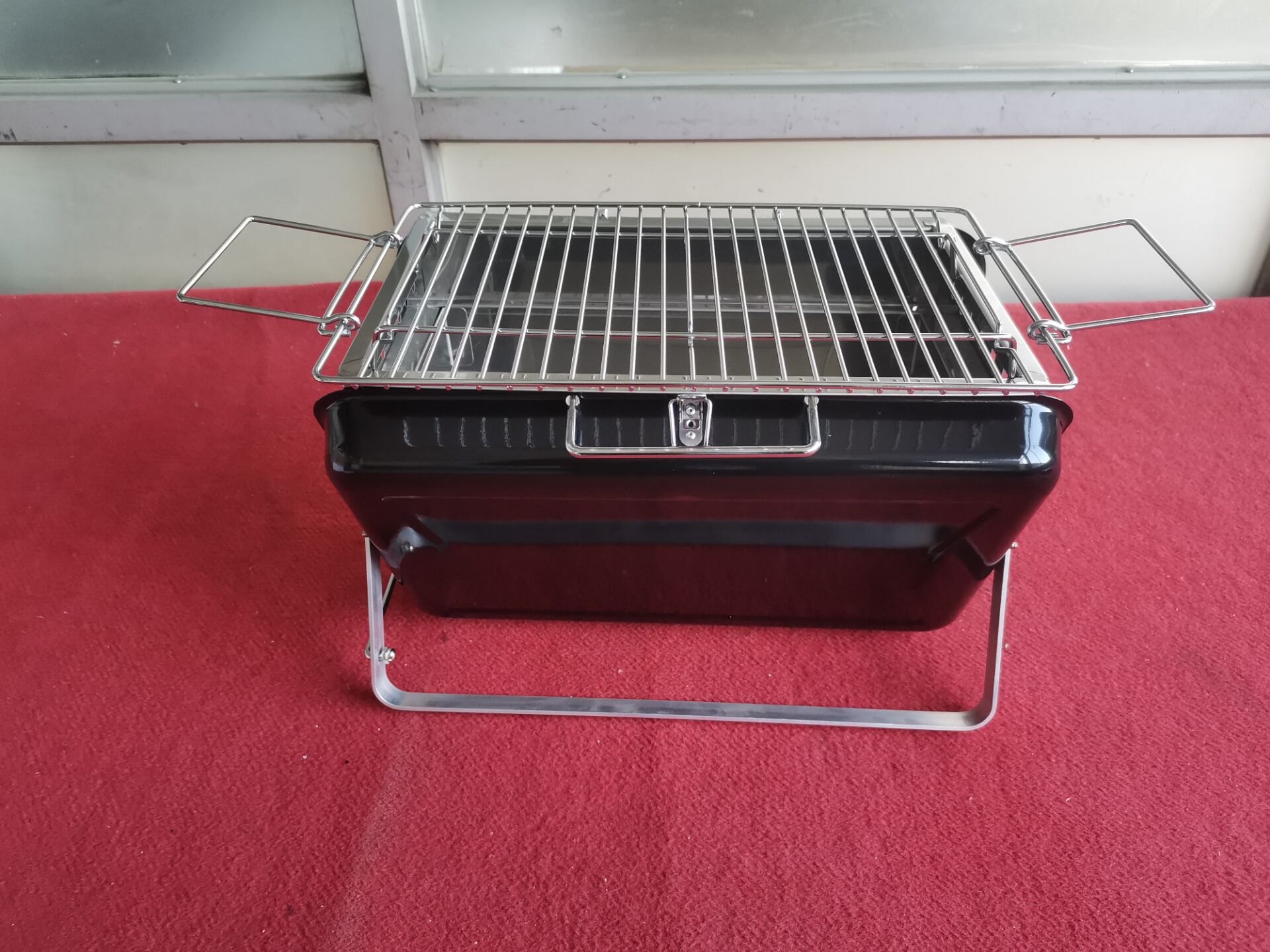 Foto inspeksi Panggangan Barbecue Arang sing disesuaikan