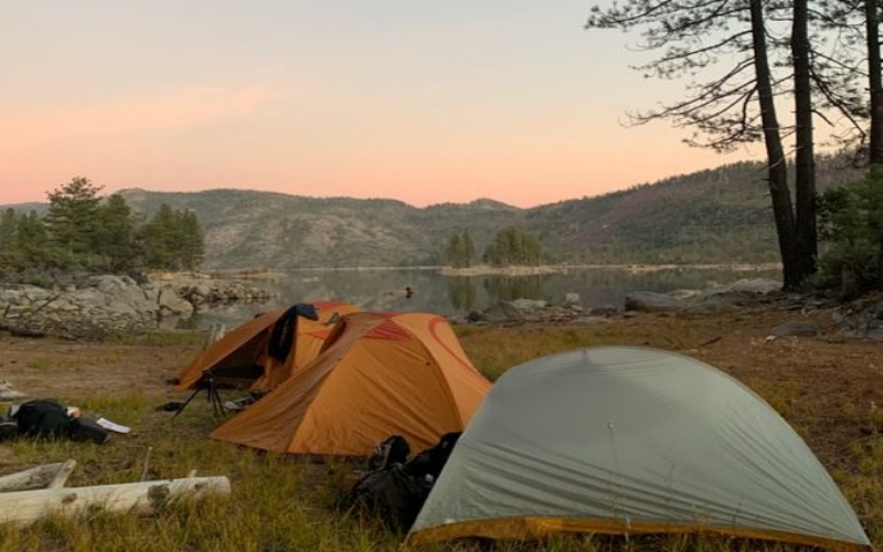Tio viktiga säkerhetsredskap i din campingplan