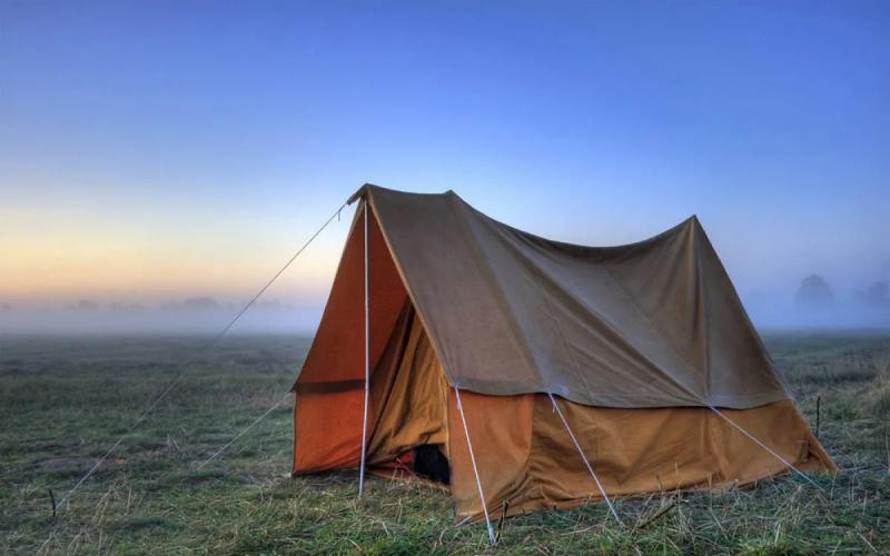 Kako izbrati primeren kraj za postavitev šotora