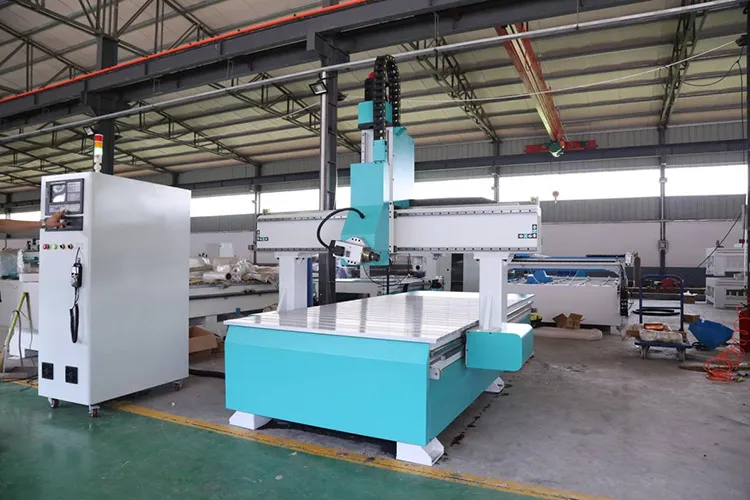 CNC router များသည် မီးဖိုချောင်သုံးပုံးများ တည်ဆောက်ရာတွင် မည်သို့ကူညီနိုင်သနည်း။