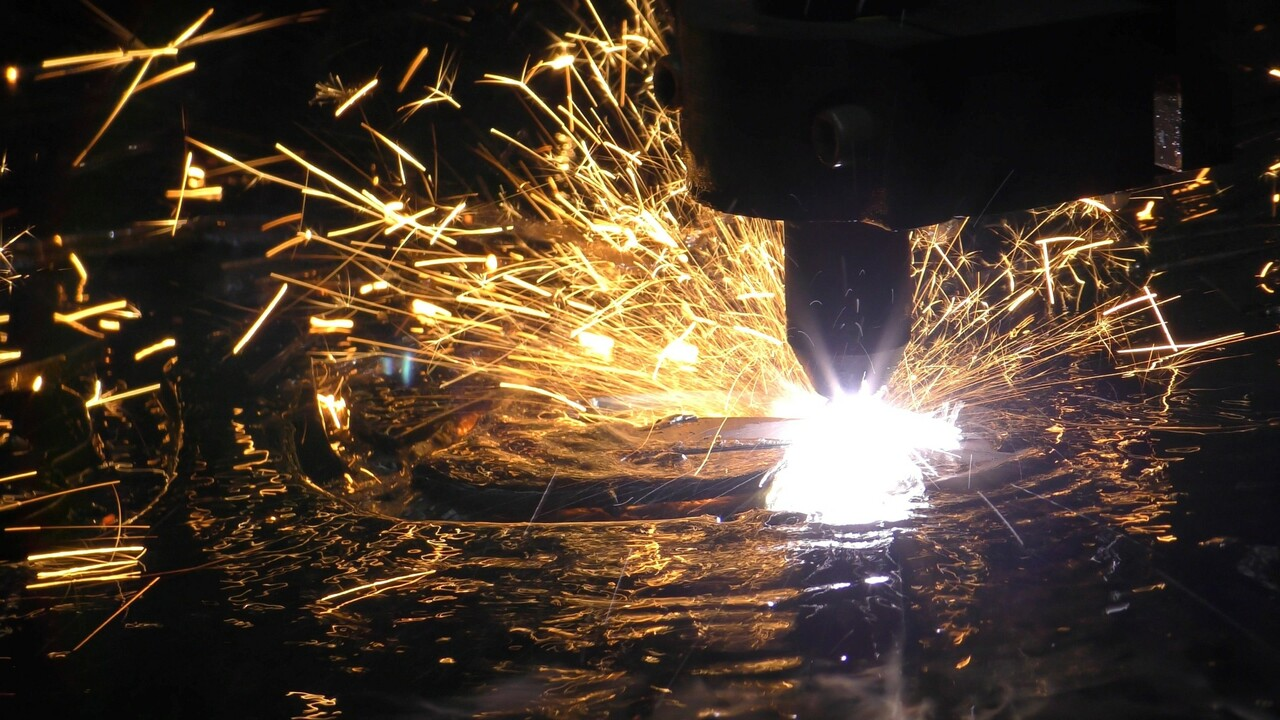 What Can You Do With a Plasma Cutter?