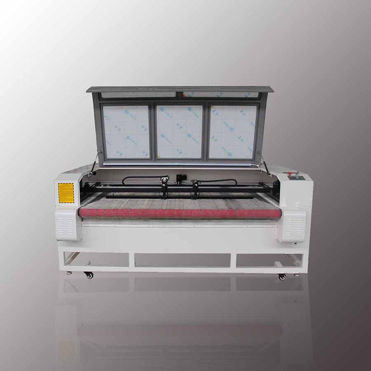 Αυτόματη τροφοδοσία CNC Fabric Laser Cutter