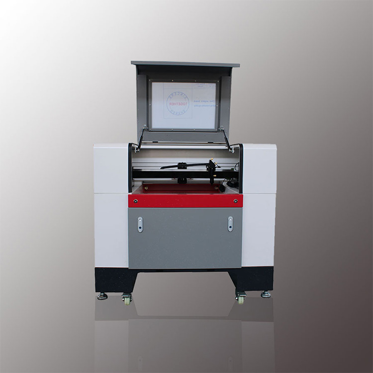 Kleine desktop Co2-lasersnijmachine