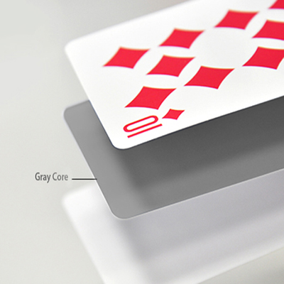Anpassade spelkort av grå kärna av papper