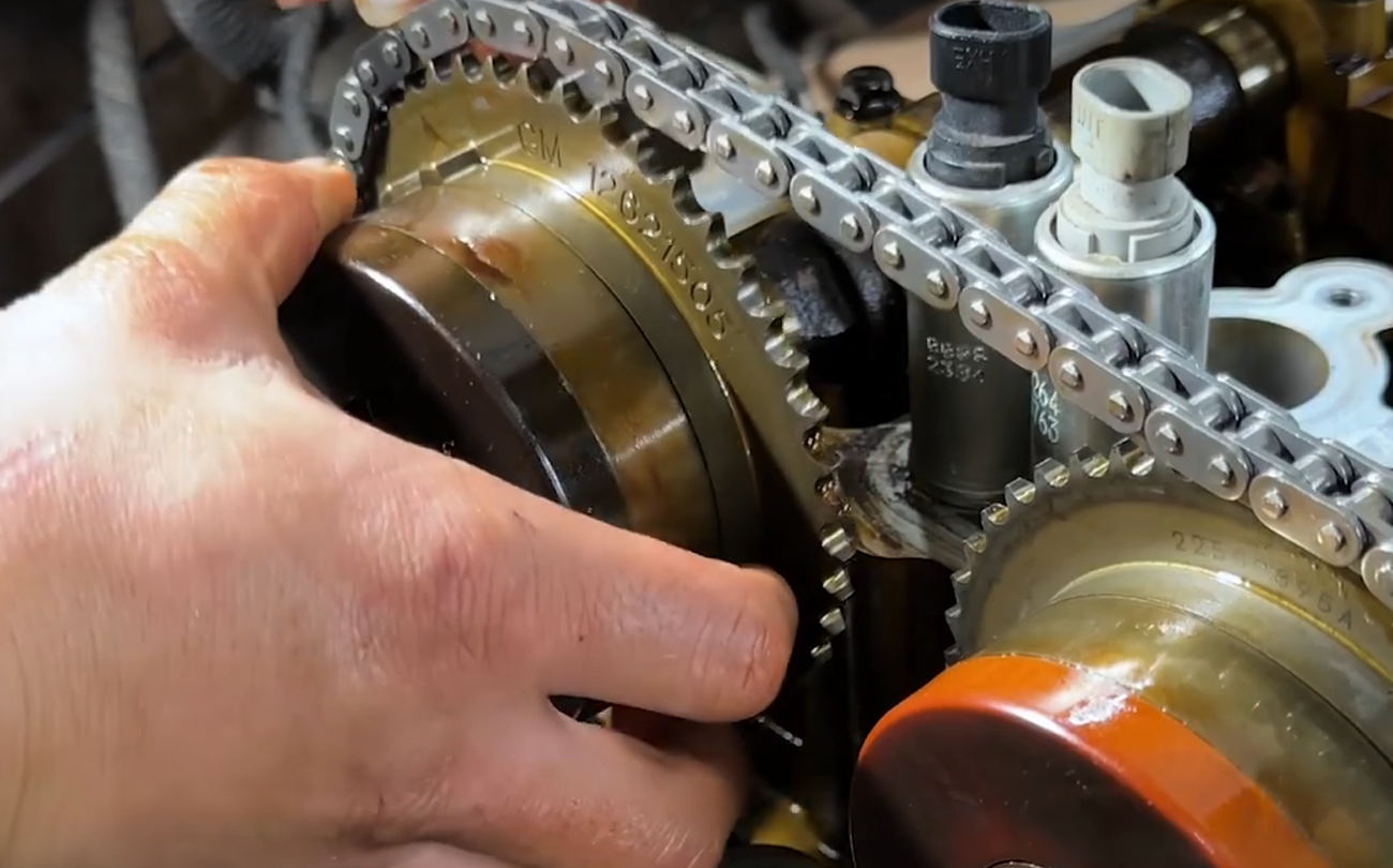 Replacing the timing chain with a Buick that has driven 250000 yuan