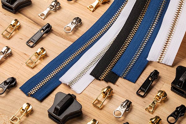 The difference between zippers of different materials
