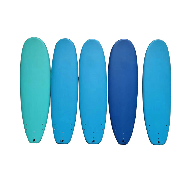 Handgeformtes 2,1 m langes Surfbrett aus weichem Schaumstoff für das Training