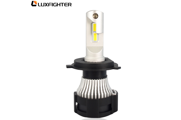 LED svetilka za vgradnjo avtomobilske svetilke smer kroglice