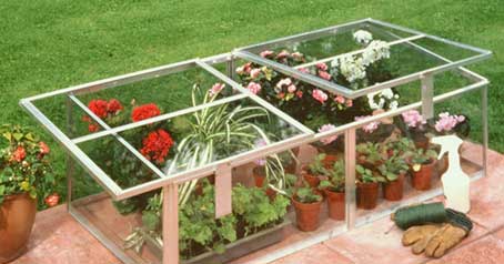 Courtyard garden greenhouse design and matters needing attention