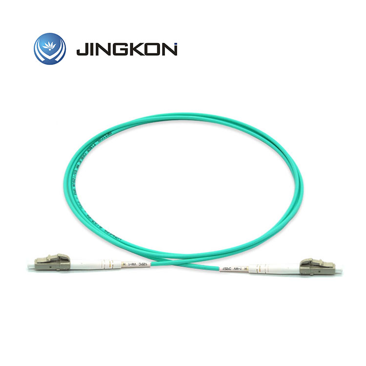 LC OM3 пач кабел