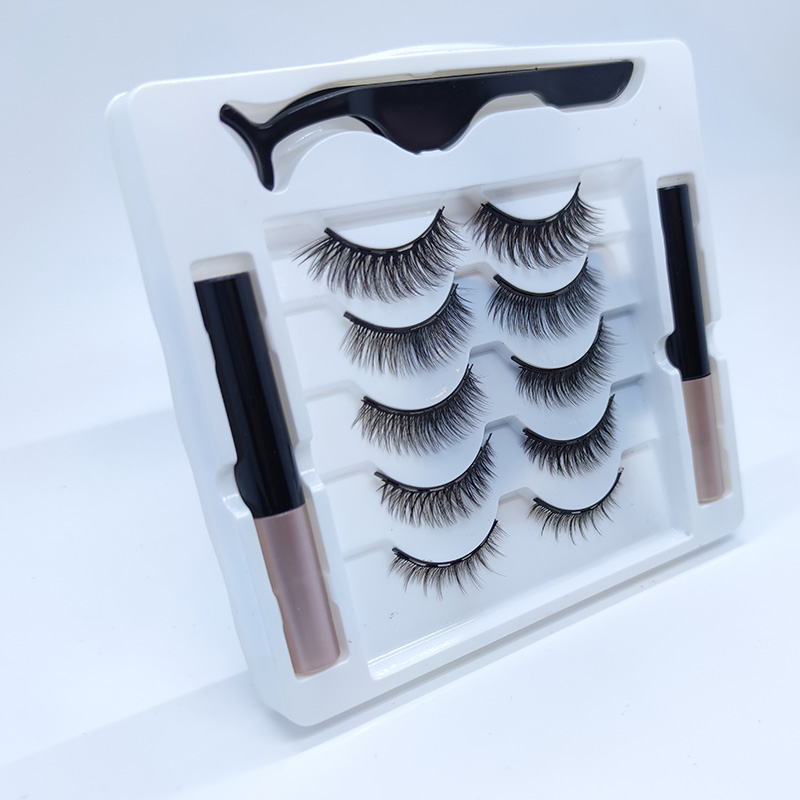 Sparkling Magnetic Eyelash Kit With Eyeliner Kit 5 Pairs Of 5 Different Makeup Looks Lashes - 3 